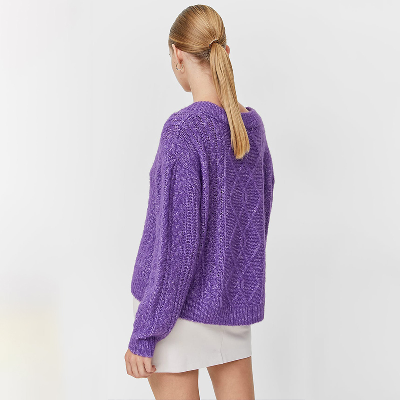 Cable knit sweater