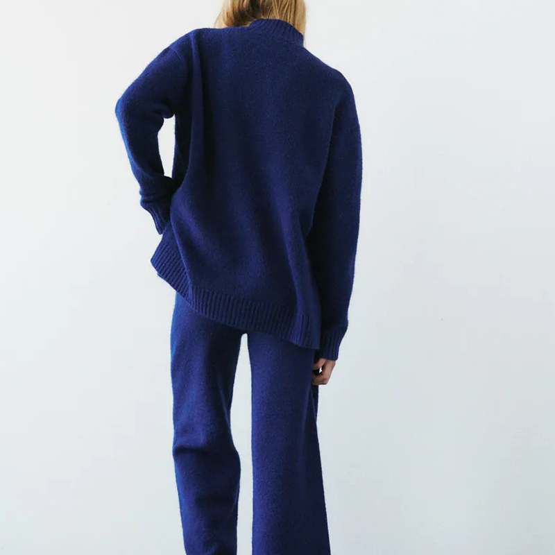 Loose knit sweater