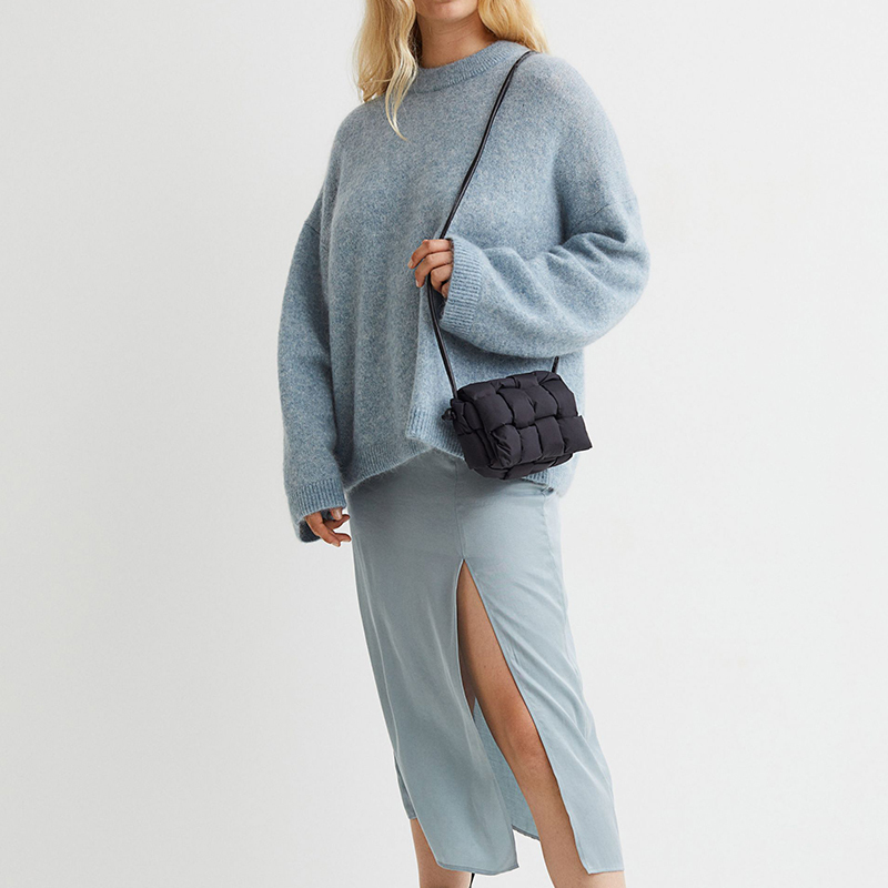 Blended pullover