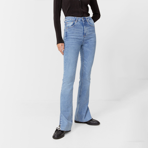 Slit flared jeans