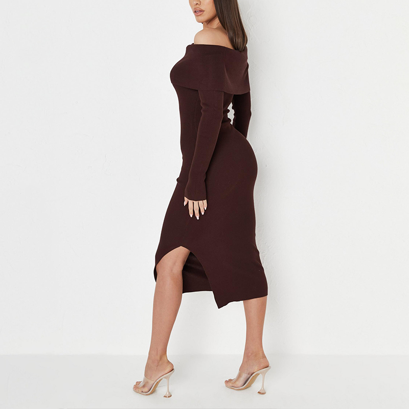 Long sleeve knit midaxi dress