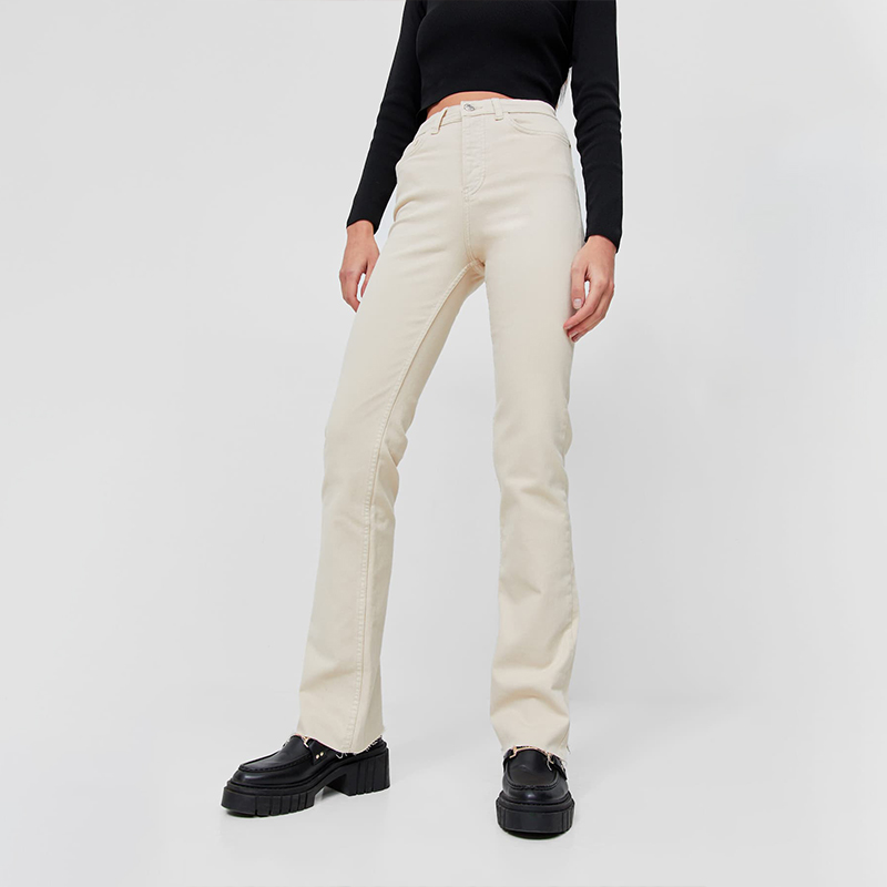 Slim-fit split flared jeans