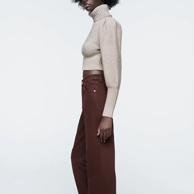 Short sweater