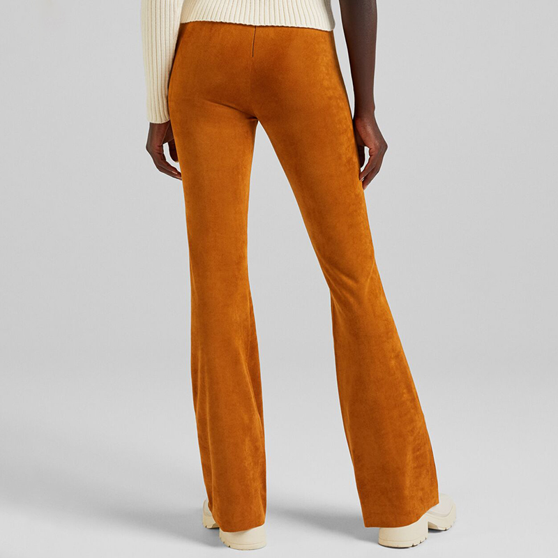 Pleated flared pants