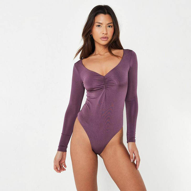 black seamless sweetheart neck ruched bodysuit