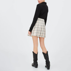 Check Box Pleated Skirt