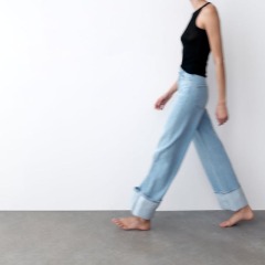 wide-leg jeans with rolled hem