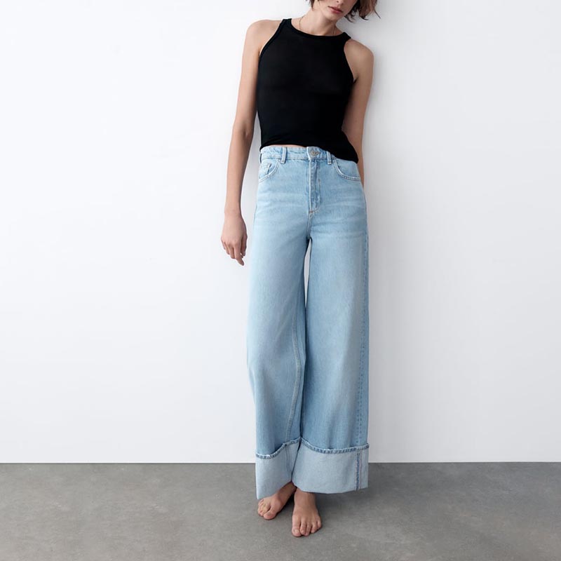 wide-leg jeans with rolled hem