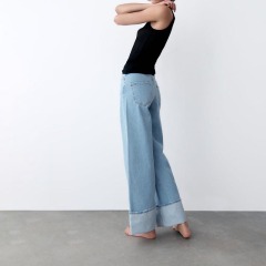 wide-leg jeans with rolled hem