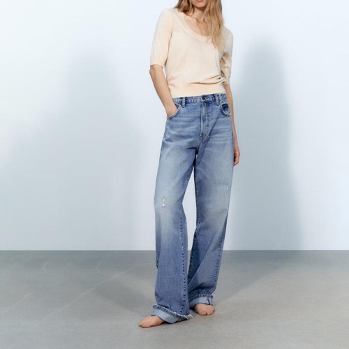 round neck knitted top