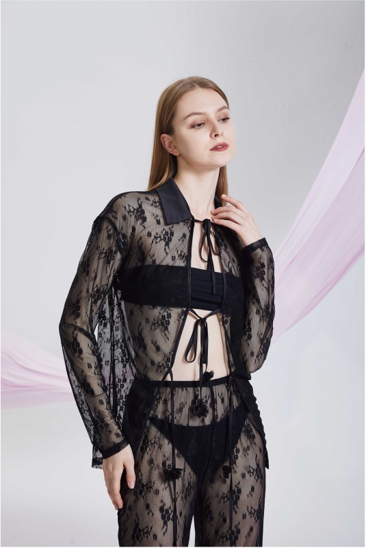 Slim fitting lace patchwork hollowed out strap dress