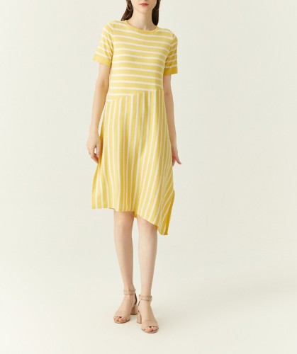 Striped Inter-color Knitted Long Skirt