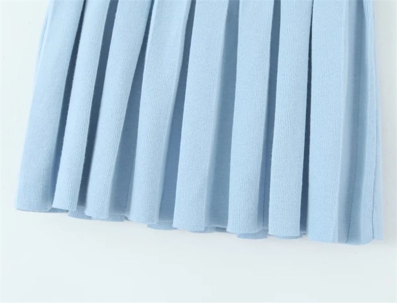 Contrast Knit Short Skirt