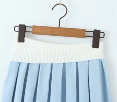 Contrast Knit Short Skirt