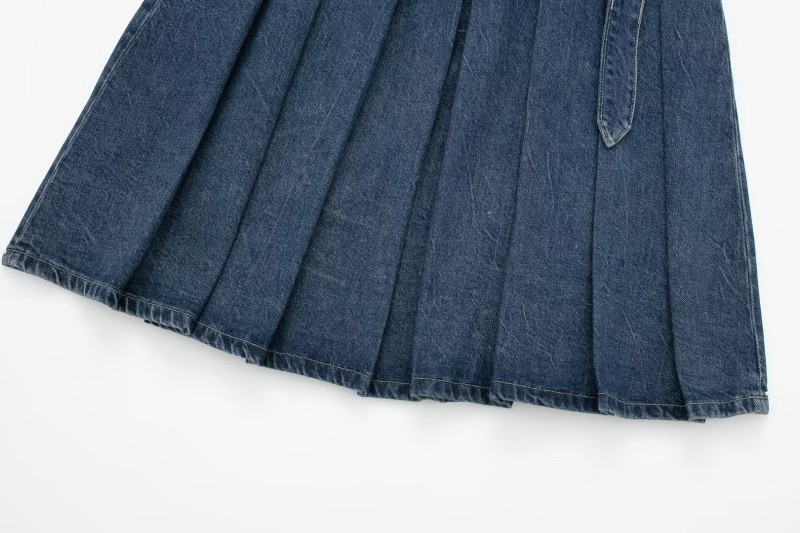 Wide Pleated Denim Skirt