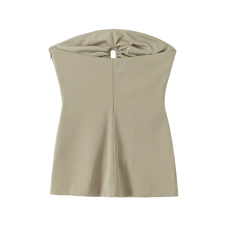 Slim Fitting Hollow Chest Top