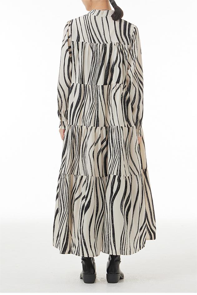 Age reduction cake dress