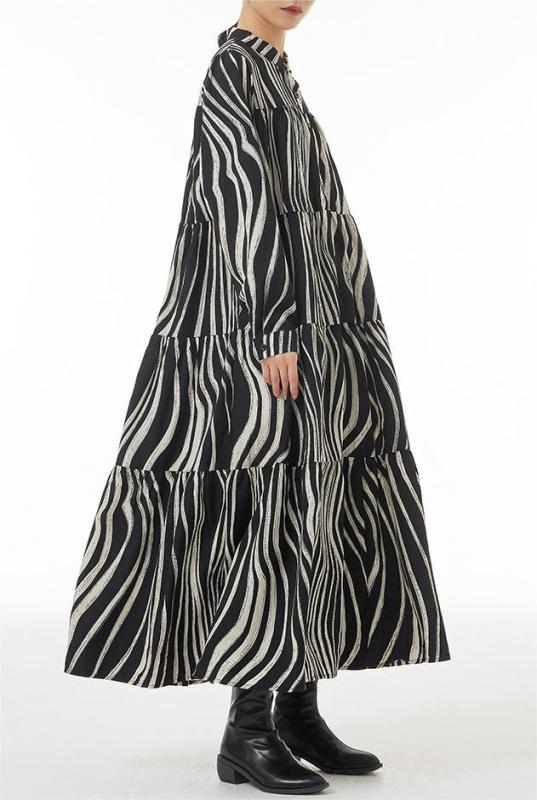 Age reduction cake dress
