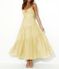 Maxi dress with straps