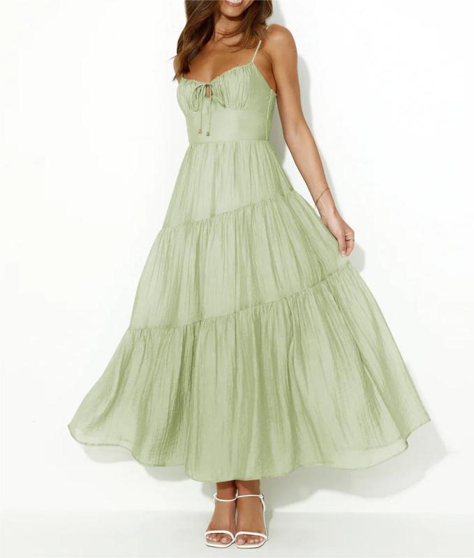 Maxi dress with straps
