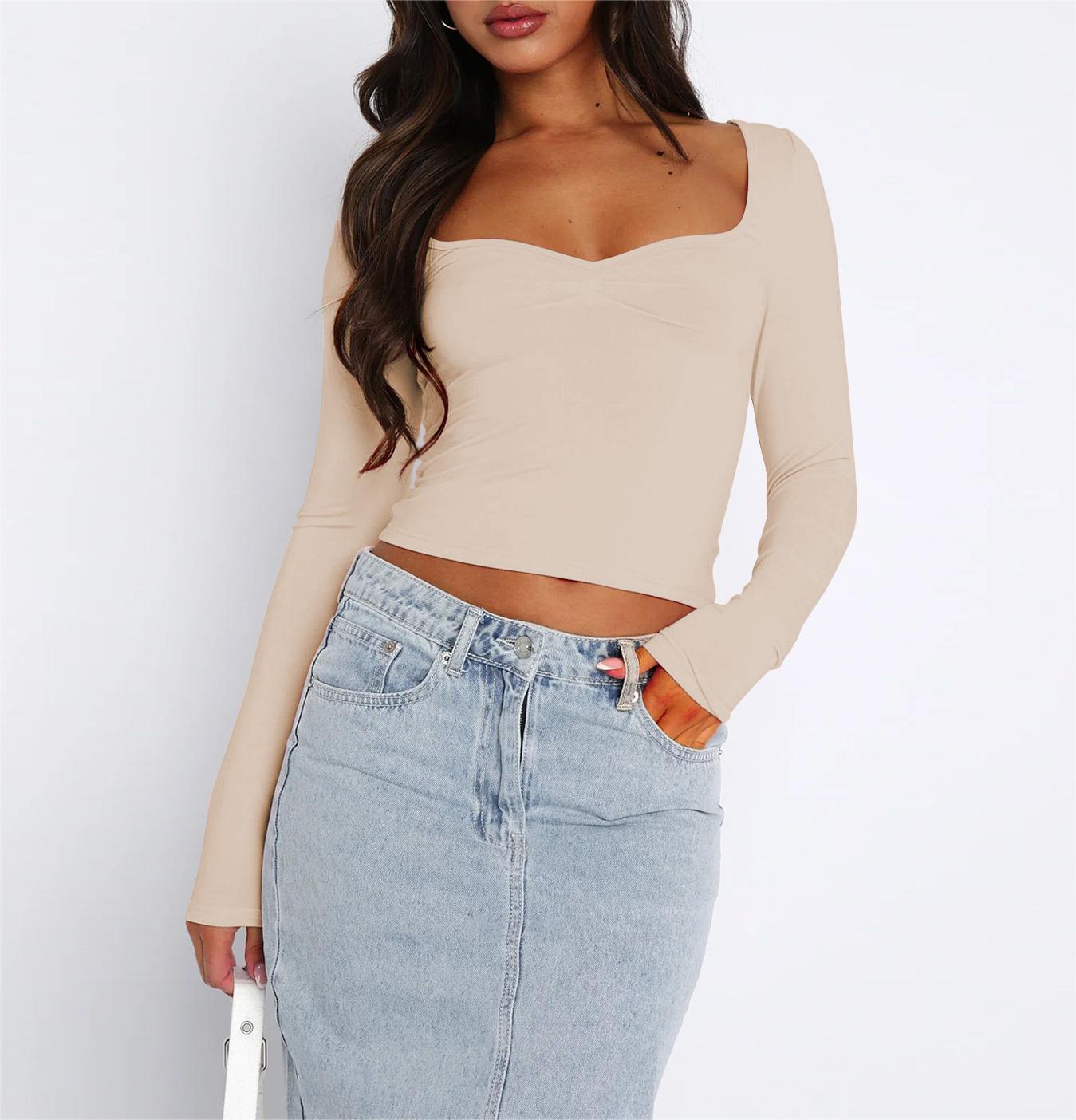 Long-sleeved crop knitwear