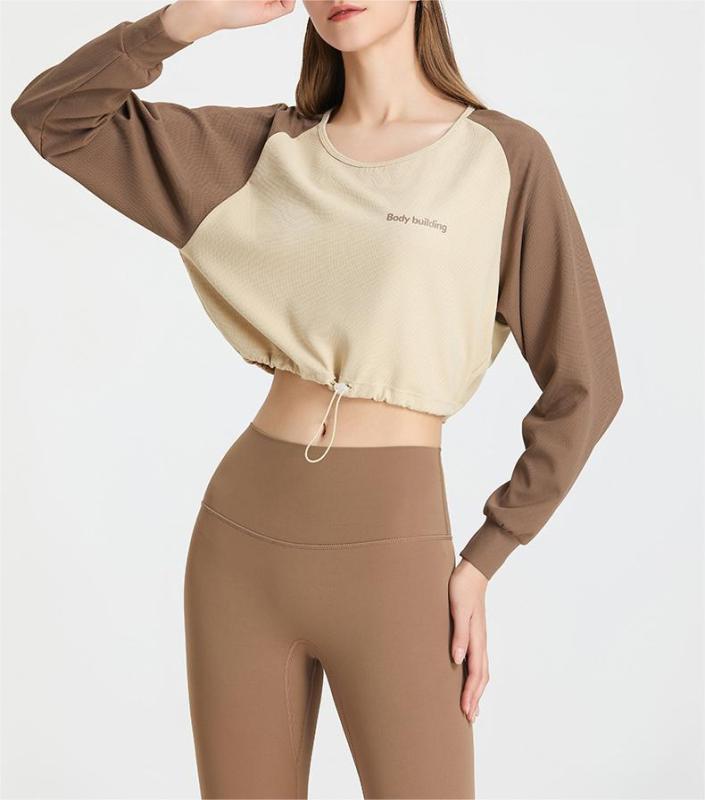 Short yoga wear fitness top