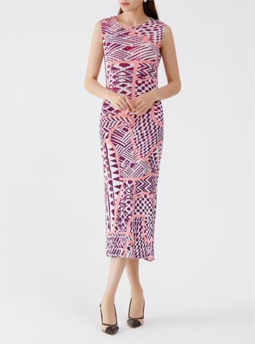 Slim temperament Miyake base dress