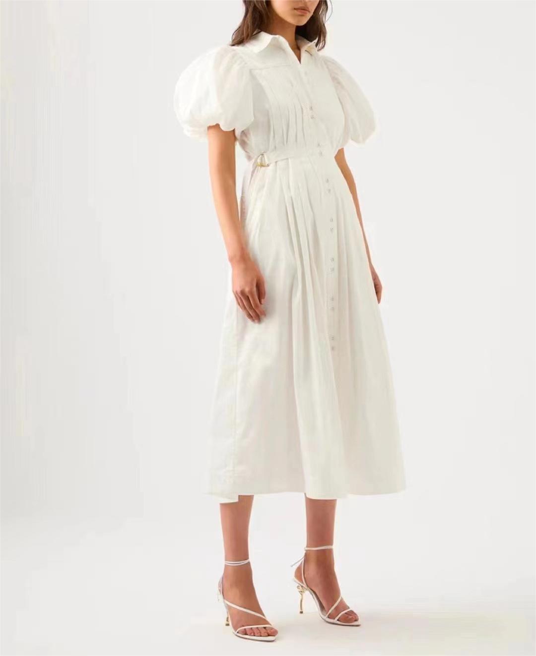 Long dress with lapel and puffy sleeves