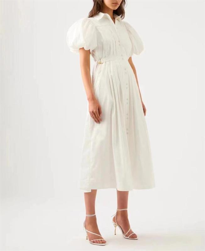 Long dress with lapel and puffy sleeves