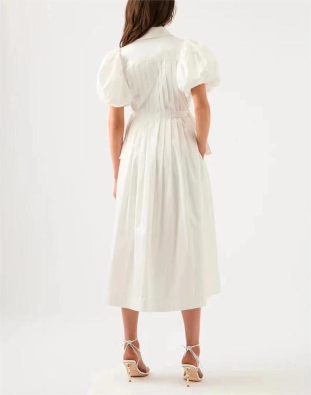 Long dress with lapel and puffy sleeves