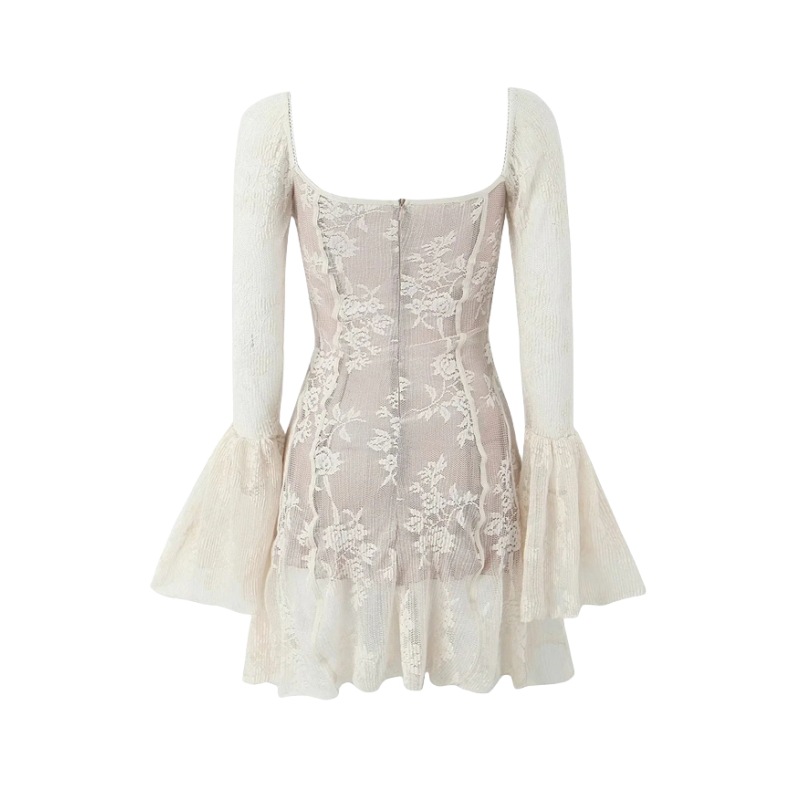 Lace dress with flared sleeves