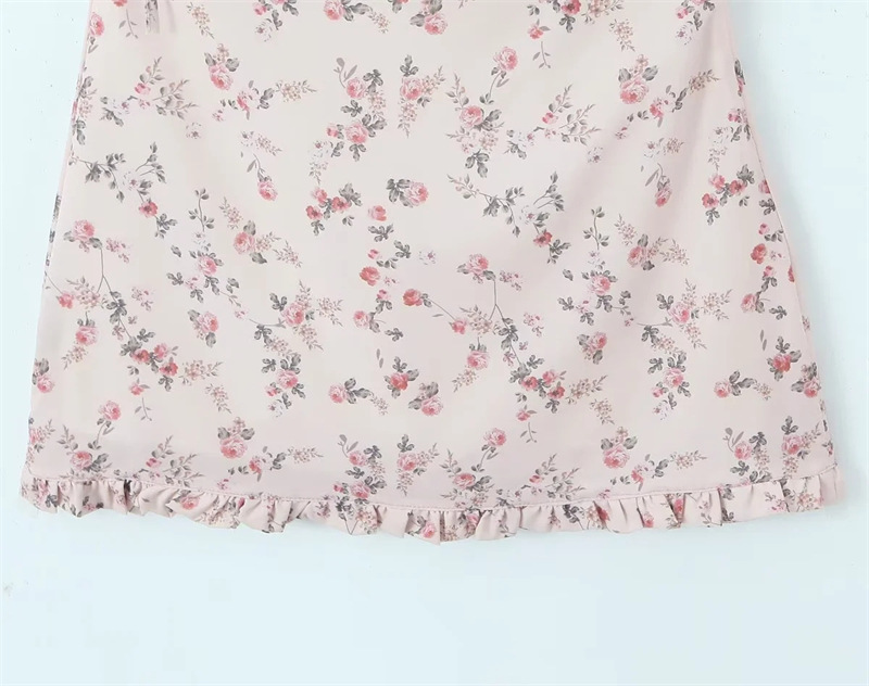 Fresh floral slim-fit slip dress