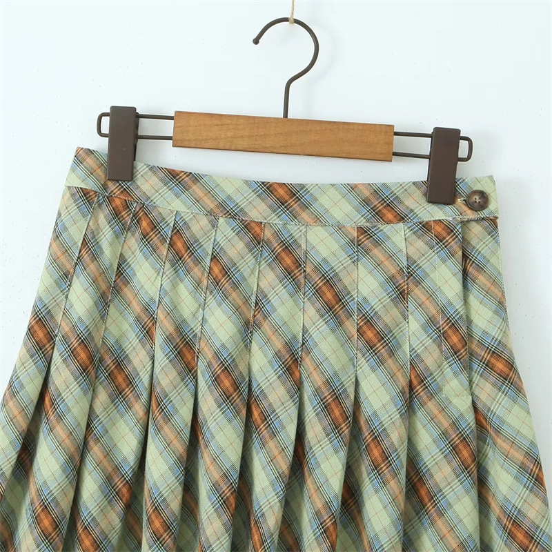 Vintage low-waisted midriff skirt