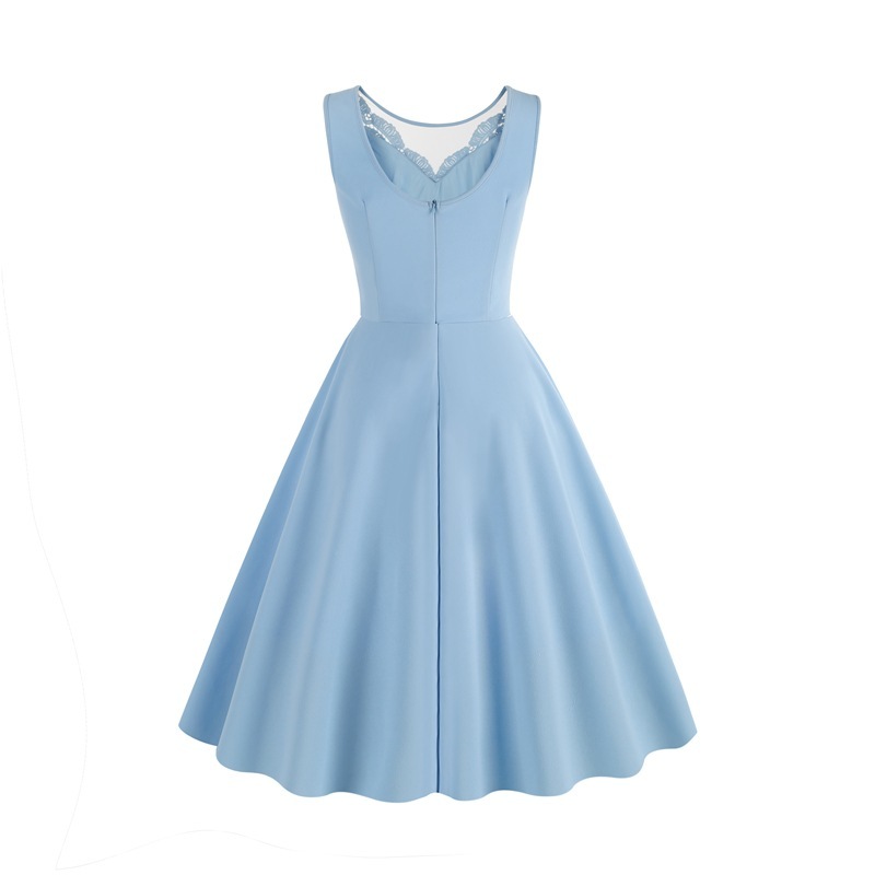 Lace sleeveless dress