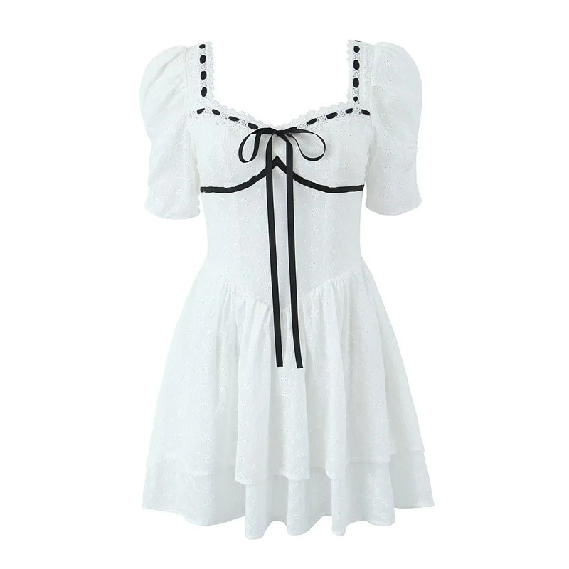 Vintage court dress with bow lace-up puffy sleeves
