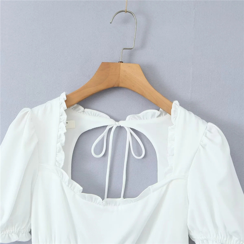 Halter dress with square neck puffed sleeves