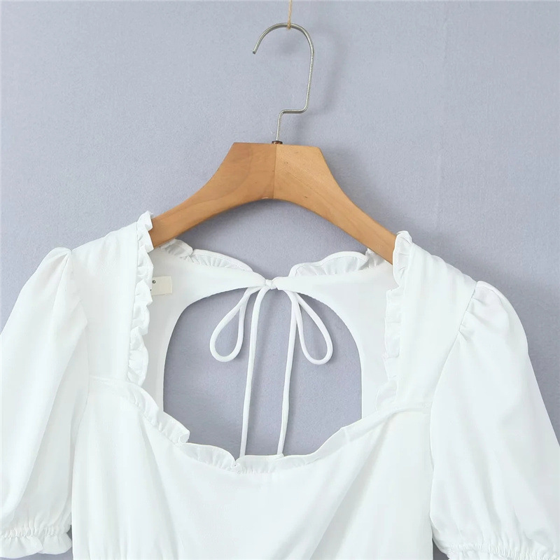 Halter dress with square neck puffed sleeves