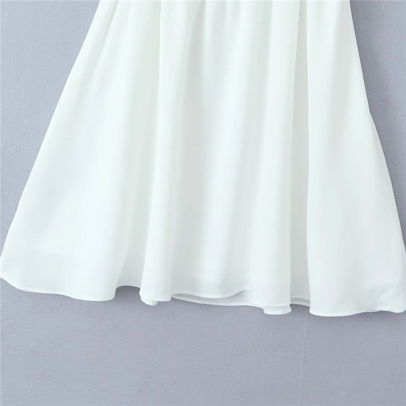 Halter dress with square neck puffed sleeves