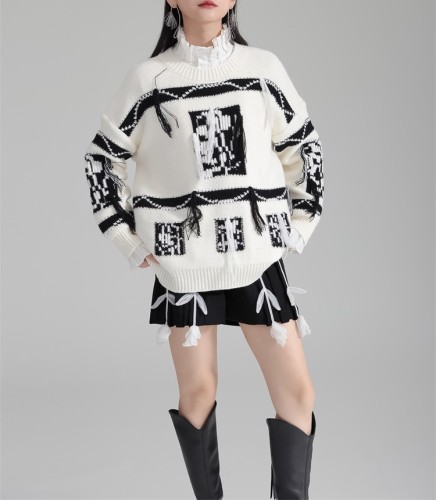 Black and white fringe contrasting knitted sweater