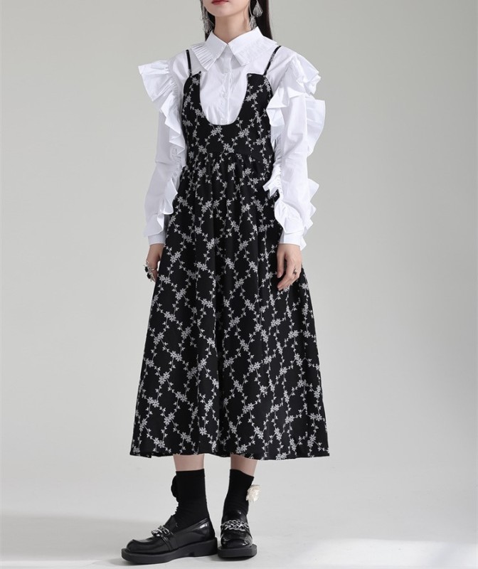 Fragmented floral suspender princess skirt