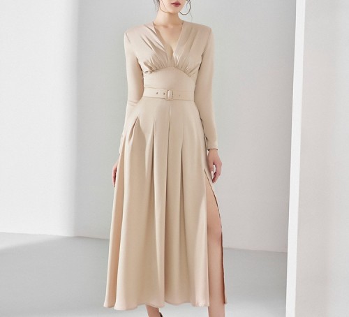 V-neck long sleeved waistband slit pleated dress