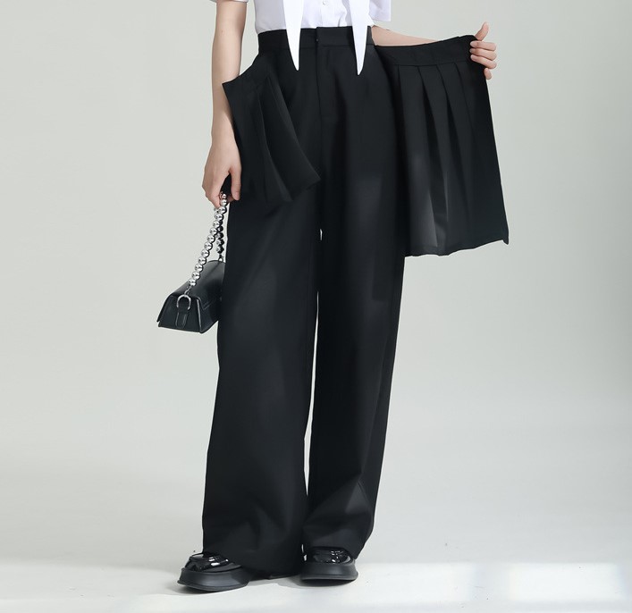 Splicing pleated suit casual pants