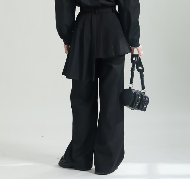 Splicing pleated suit casual pants