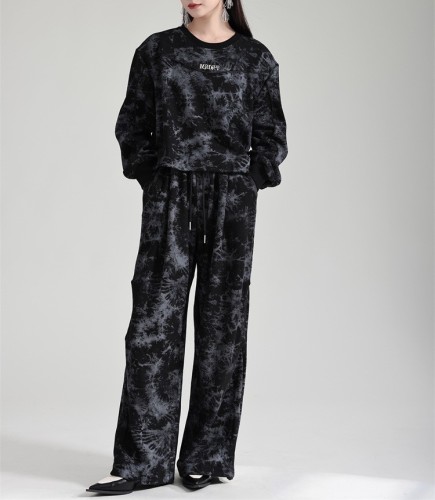 Two piece set of hoodies and straight leg pants