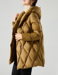 Diamond plaid hooded down jacket