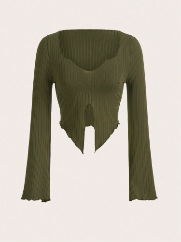 Trumpet sleeved long sleeved top