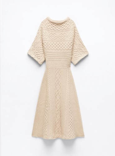 Knitted buttocks sweater long skirt