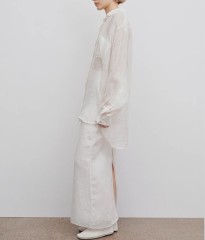 Linen long sleeved lightweight shirt