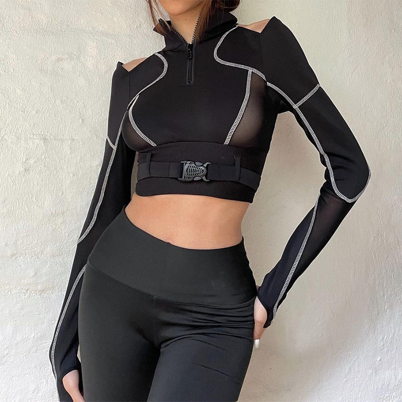 Off shoulder black long sleeved T-shirt