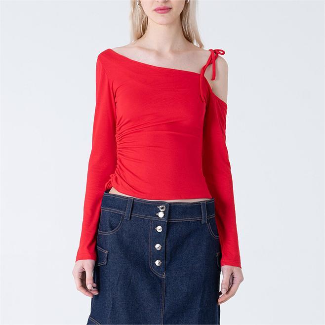 Diagonal collar off shoulder long sleeved top